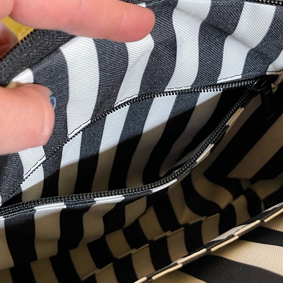 Spiderwebs, Happy Bats & Black Roses Handbag - Picture 9 of 11